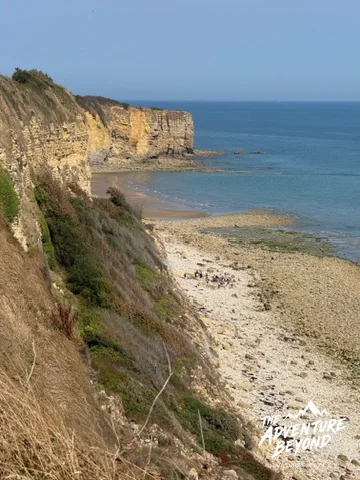 Steile Klippen an der Küste der Normandie