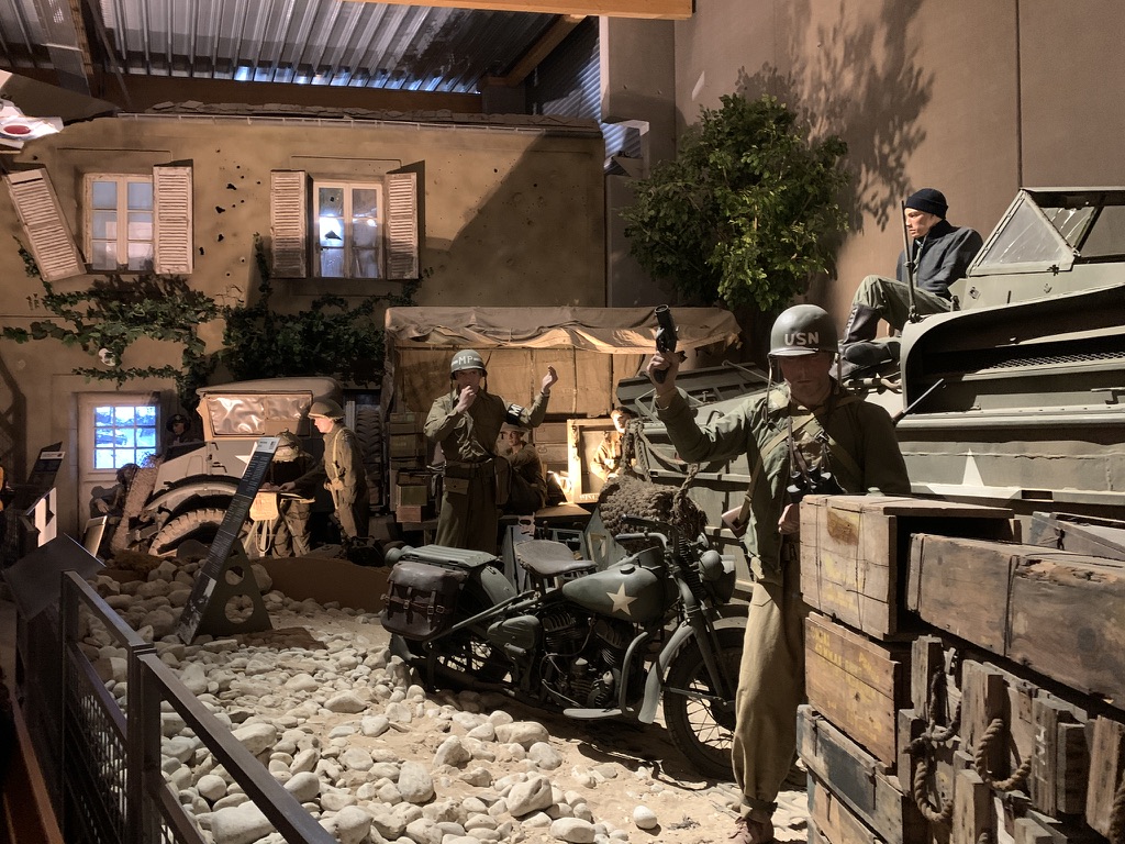 Rekonstruierte Straßenszene im Overlord Museum